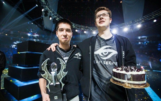 LPL S赛晋级战队已定，JDG、TES、EDG、RNG即将出征S12